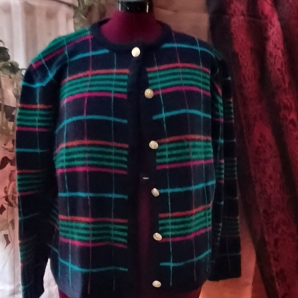 EUC: Segue Sze. XL(18-20) Striped Multi-colors Caridgan Sweater
